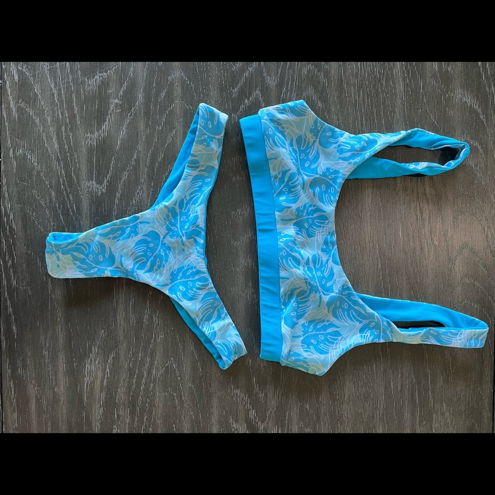 REVERSIBLE BIKINI